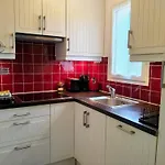 Apartmán Agreable 2 Chambres, Balcon, Calme Et Soleil